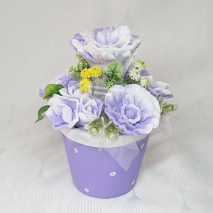 Szappanvirág csokor pöttyös kaspóban  - Meska.hu