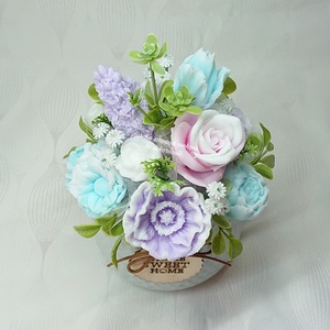 Mediterranean illatú szappaanvirág csokor Home Sweet Home kaspóban  - otthon & életmód - virágdekoráció - virágok - virágbox - Meska.hu
