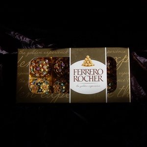  Karácsonyfadísz Ferrero-2 gyöngyből arany színű  - karácsony - karácsonyi lakásdekoráció - karácsonyfadíszek - karácsonyi lakásdekoráció - Meska.hu