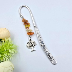 Haisley - könyvjelző karneol törmelékes ásványokkal, életfa charmmal, Könyv & Zene, Könyvjelző, Gyöngyfűzés, gyöngyhímzés, Ékszerkészítés, MESKA