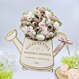 Ajándék óvó néninek, tanító néninek - selyemvirágokkal díszített egyedi feliratos öntözőkanna 12. - Meska.hu