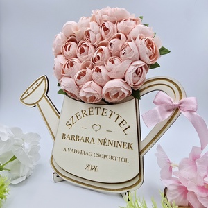 Ajándék óvó néninek, tanító néninek - selyemvirágokkal díszített egyedi feliratos öntözőkanna 13. - otthon & életmód - dekoráció - dísztárgy - Meska.hu