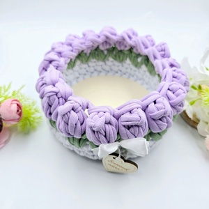 Horgolt tulipános tárolókosár egyedi felirattal, lila szín. Anyák napi ajándék, búcsúajándék óvó néninek, tanító néninek - otthon & életmód - tárolás & rendszerezés - tárolókosár - Meska.hu