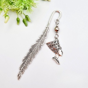 Ajándék történelemtanároknak - Könyvjelző fáraó charm dísszel , Könyv & Zene, Könyvjelző, Gyöngyfűzés, gyöngyhímzés, Ékszerkészítés, MESKA