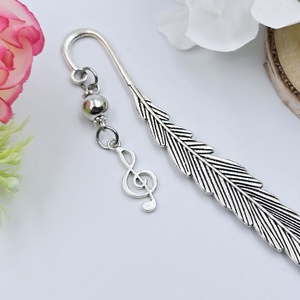 Ajándék énektanároknak - Könyvjelző violinkulcs charm dísszel  - Meska.hu