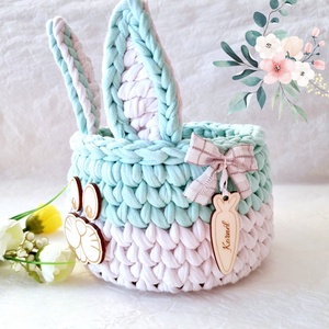 Húsvéti ajándék - Horgolt nyuszi tárolókosár egyedi felirattal - ünnepi díszek, dekorációk - húsvéti díszek és dekorációk - húsvéti kosár - Meska.hu