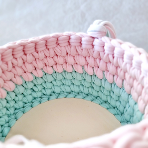 Horgolt bagoly tárolókosár egyedi felirattal. Ajándék gyerekeknek - baba - mama - babaszobabútor - játéktároló - Meska.hu