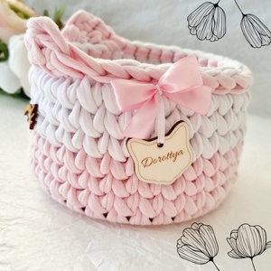 Horgolt cica tárolókosár egyedi felirattal. Ajándék gyerekeknek - baba - mama - babaszobabútor - játéktároló - Meska.hu