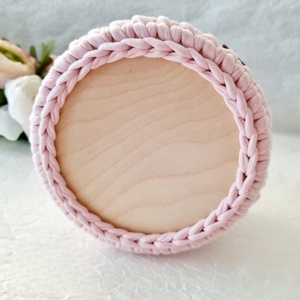 Horgolt cica tárolókosár egyedi felirattal. Ajándék gyerekeknek - baba - mama - babaszobabútor - játéktároló - Meska.hu