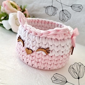 Horgolt cica tárolókosár egyedi felirattal. Ajándék gyerekeknek - baba - mama - babaszobabútor - játéktároló - Meska.hu