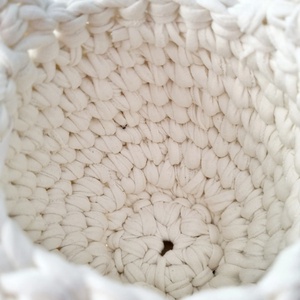 Horgolt cica tárolókosár egyedi felirattal - baba - mama - babaszobabútor - játéktároló - Meska.hu