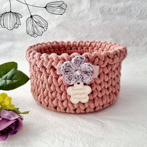 Horgolt tárolókosár egyedi felirattal. Ajándék anyák napjára, Otthon & Életmód, Tárolás & Rendszerezés, Tárolókosár, Horgolás, Gravírozás, pirográfia, MESKA