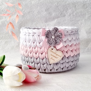 Horgolt tárolókosár egyedi felirattal. Ajándék anyák napjára, Otthon & Életmód, Tárolás & Rendszerezés, Tárolókosár, Horgolás, Gravírozás, pirográfia, MESKA