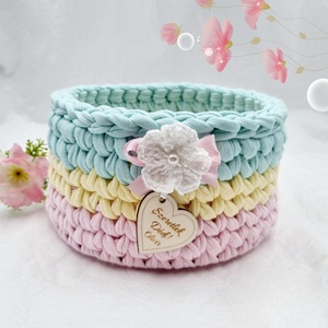 Horgolt tárolókosár egyedi felirattal. Ajándék anyák napjára - Meska.hu