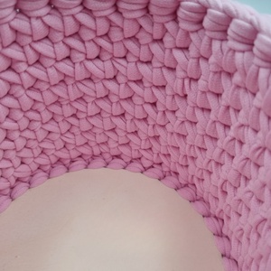 Horgolt tárolókosár egyedi felirattal. Ajándék anyák napjára - otthon & életmód - tárolás & rendszerezés - tárolókosár - Meska.hu