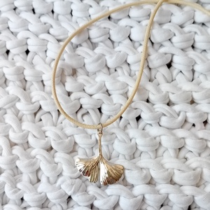 Ginkgo biloba medálos nyaklánc - Meska.hu