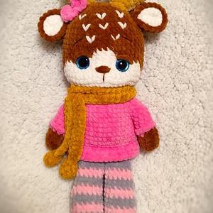 Horgolt őzike - játék & sport - plüssállat & játékfigura - plüss mesefigurák - Meska.hu