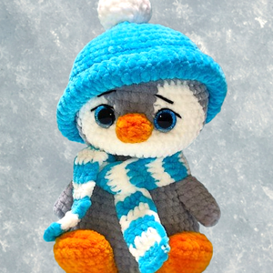 Horgolt pingvin sapkában sállal, Játék & Sport, Plüssállat & Játékfigura, Plüss mesefigurák, Horgolás, MESKA