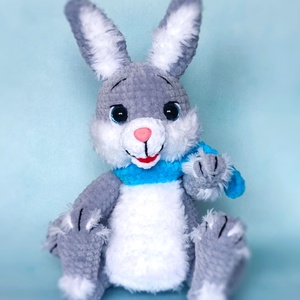 Horgolt plüss nyuszi - játék & sport - plüssállat & játékfigura - nyuszi - Meska.hu