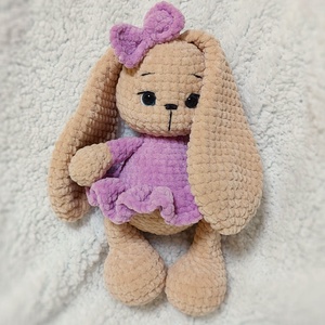 Horgolt plüss nyuszi - játék & sport - plüssállat & játékfigura - nyuszi - Meska.hu