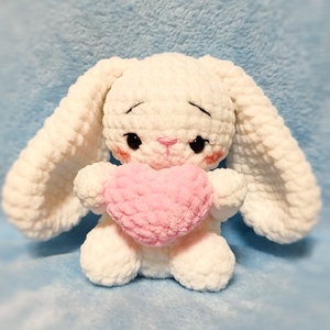 Plüss szívecskés nyuszi - játék & sport - plüssállat & játékfigura - nyuszi - Meska.hu