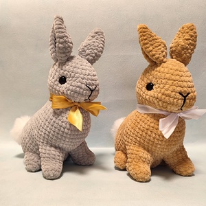 Horgolt plüss nyuszi - játék & sport - plüssállat & játékfigura - nyuszi - Meska.hu