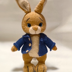 Horgolt plüss Nyúl Péter - játék & sport - plüssállat & játékfigura - nyuszi - Meska.hu