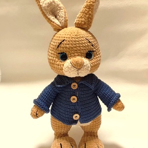 Horgolt plüss Nyúl Péter - játék & sport - plüssállat & játékfigura - nyuszi - Meska.hu