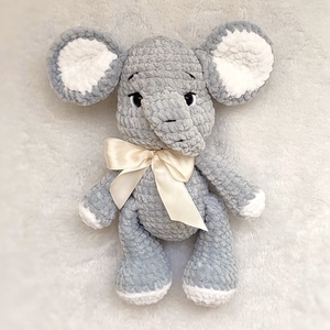 Horgolt plüss elefánt, Játék & Sport, Plüssállat & Játékfigura, Plüss mesefigurák, Horgolás, MESKA