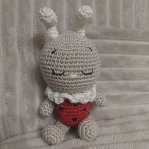 Amigurumi baby katica, Játék & Sport, Plüssállat & Játékfigura, Más figura, Horgolás, MESKA