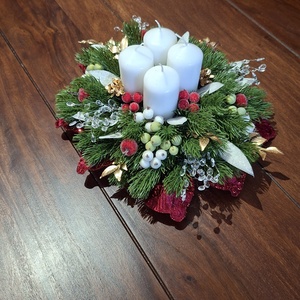 Adventi asztali dekoráció fehér gyertyákkal - Meska.hu