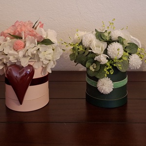 Nagy porcelán szívvel díszített virágbox  - otthon & életmód - dekoráció - asztal és polc dekoráció - díszdoboz - Meska.hu