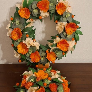 Vidám narancsszín kopogtató, Otthon & Életmód, Dekoráció, Ajtó- és ablak dekoráció, Ajtódísz & Kopogtató, Virágkötés, MESKA