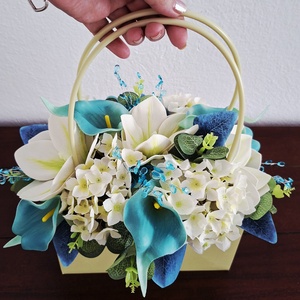 Egyedi színvilágú ballagási virágbox  - Meska.hu