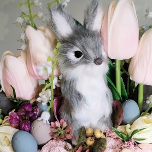 Prémium szürke nyuszis asztaldísz  - ünnepi díszek, dekorációk - húsvéti díszek és dekorációk - húsvéti virágos díszek - Meska.hu