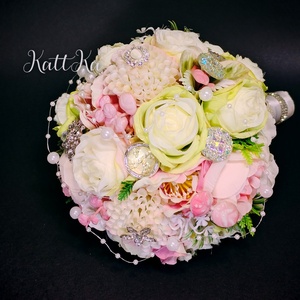 Örök Igen � Ékszerekkel díszített prémium menyasszonyi örökcsokor - esküvő - menyasszonyi- és dobócsokor - Meska.hu