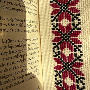 Könyvjelző - könyv & zene - könyvjelző - Meska.hu