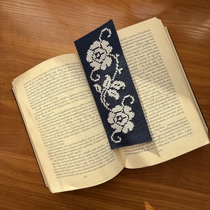 Könyvjelző, Könyv & Zene, Könyvjelző, Hímzés, Varrás, MESKA