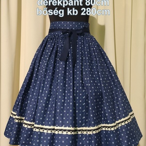 Kamasz néptánc szoknya 60 cm - Meska.hu