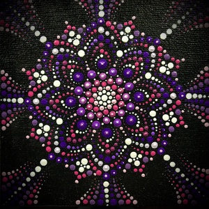 Bölcsesség és harmónia: Spirituális pontozott Mandala festmény, relaxációs és meditációs kiegészítő, Otthon & Életmód, Dekoráció, Spiritualitás, Mandala, Festészet, Festett tárgyak, MESKA