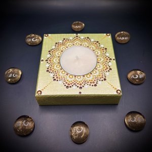 Meseszép pontozott mandala mécsestartó: arany ragyogás - Meska.hu