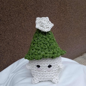 Kis fenyő tároló - Meska.hu