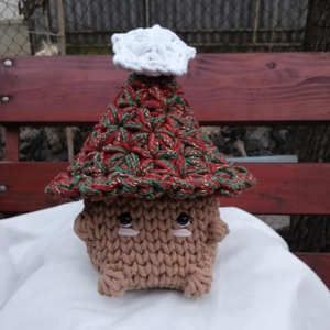 Nagy fenyő tároló - Meska.hu