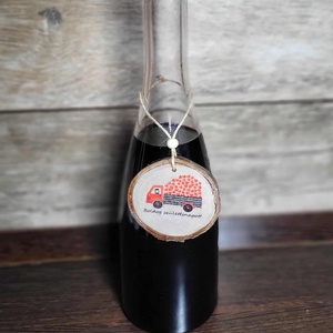 Születésnapi ajándékkísérő, fa ajándékkísérő - otthon & életmód - dekoráció - fali és függő dekoráció - függődísz - Meska.hu