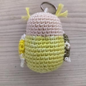 Színes horgolt madár - táska & tok - kulcstartó & táskadísz - kulcstartó - Meska.hu