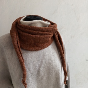 Puha kötött rozsdaszín kendő II. - Meska.hu