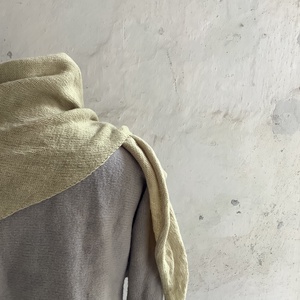 Növényel festett kendő  - ruha & divat - sál, sapka, kendő - vállkendő - Meska.hu