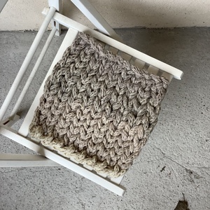 Kötött gyapjú székpárna III. - Meska.hu