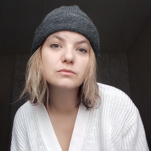 Kötött vizesbetonszín sapka - ruha & divat - sál, sapka, kendő - sapka - Meska.hu