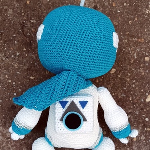 Astro Bot dekoratív jellegű horgolt játék - játék & sport - plüssállat & játékfigura - robot & gép - Meska.hu
